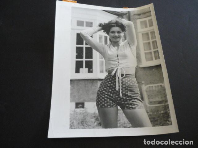 Cin&eacute;ma: IRINA PAVLOVIC ACTRIZ ANTIGUA FOTOGRAFIA 16 X 22 CM