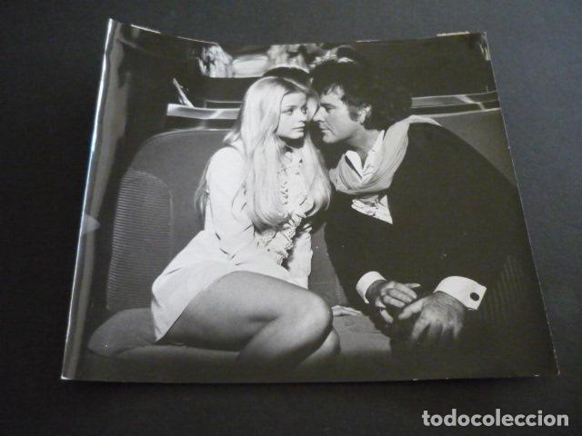 Kino: RICHARD BURTON ACTOR CON EVA AULIN ANTIGUA FOTOGRAFIA 20 X 18 CM