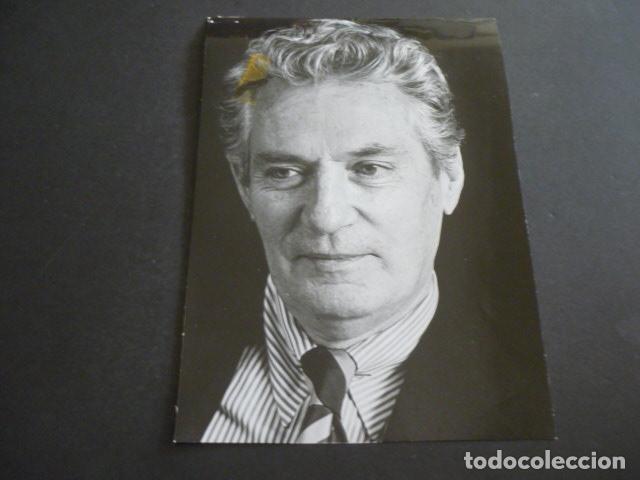 Cine: PETER FINCH ACTOR ANTIGUA FOTOGRAFIA 15 X 22 CM