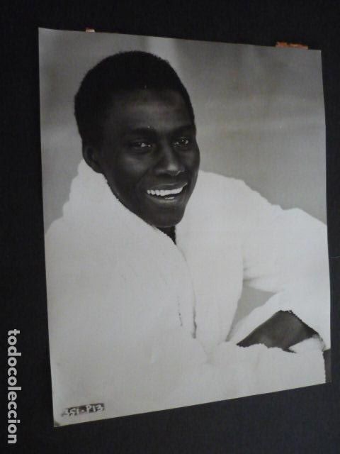 Cinema: JOHNNY SEKKA ACTOR ANTIGUA FOTOGRAFIA 18 X 24 CM