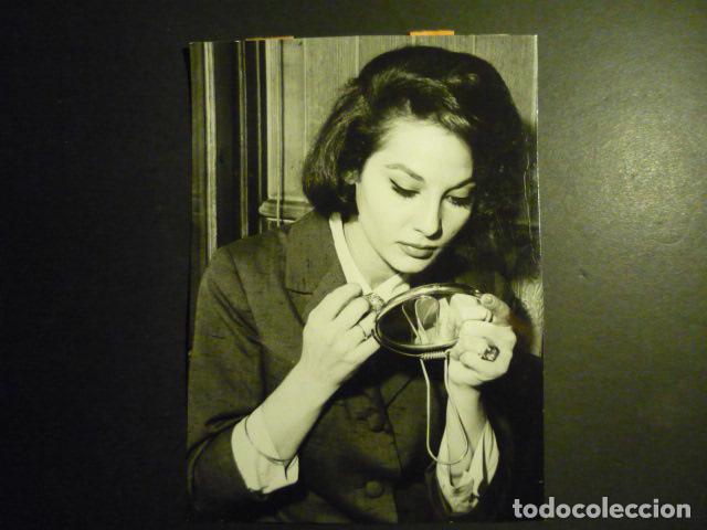 Kino: MARA CRUZ ACTRIZ ANTIGUA FOTOGRAFIA 15 X 20 CM