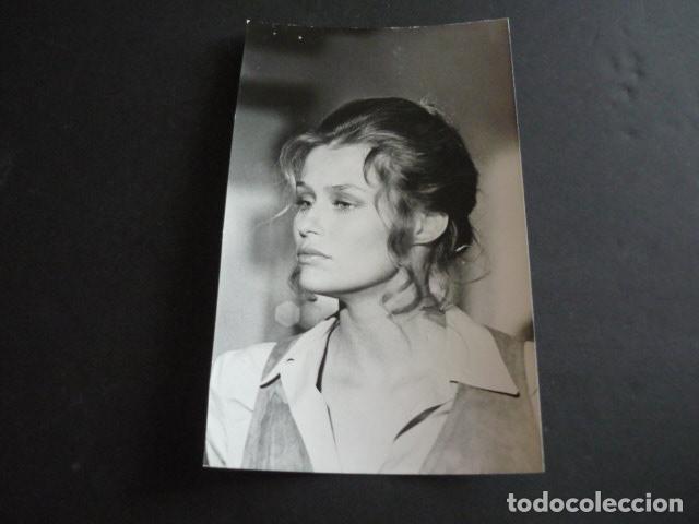 Kino: LAUREN HUTTON ACTRIZ ANTIGUA FOTOGRAFIA 13 X 20 CM