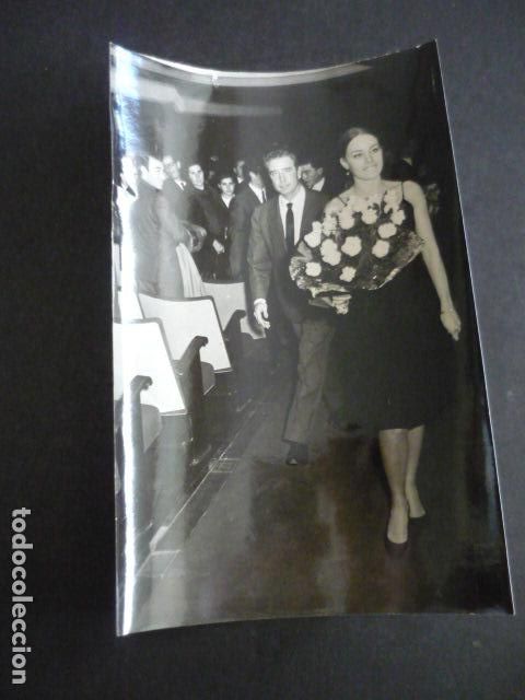 Cinema: CATHERINE DIAMAT ACTRIZ Y JOSE LUIS BERLANGA ANTIGUA FOTOGRAFIA 18 X 12 CM