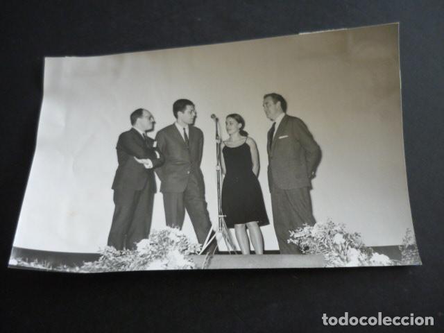 Kino: CATHERINE DIAMAT ACTRIZ Y JOSE LUIS LOPEZ VAZQUEZ ACTOR ANTIGUA FOTOGRAFIA 18 X 12 CM