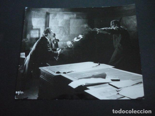 Cine: PETER CUSHING ACTOR ANTIGUA FOTOGRAFIA 18 X 24 CM