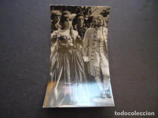 Cinema: SHARON TATE ACTRIZ CON ROMAN POLANSKI ANTIGUA FOTOGRAFIA 13 X 8 CM