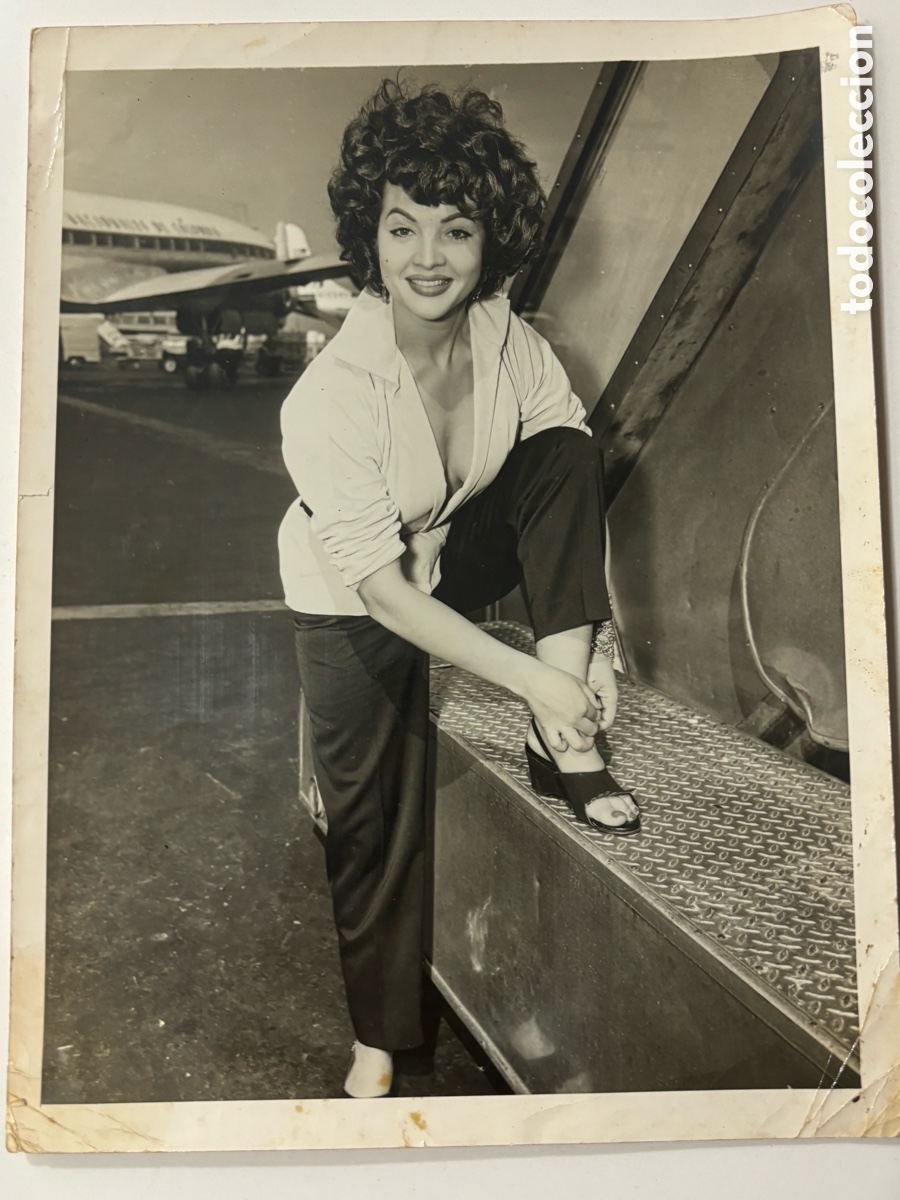 Cine: Foto original de Sara Montiel en aeropuerto M