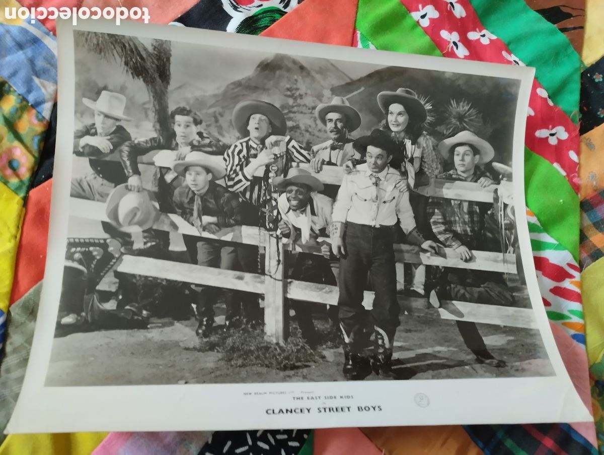 Cine: 7 LOBBY CARS 25 X 20 - LOS GALLITOS 1943