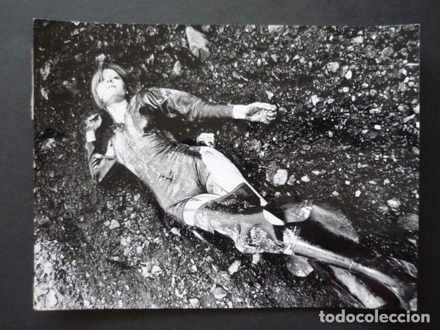 Cinema: ESCENA PELICULA AL DIABLO CON AMOR ANTIGUA FOTOGRAFIA 18 X 24 CM