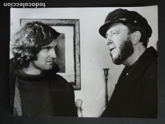 Cinema: JUAN DE ORDU&Ntilde;A Y VICTOR MANUEL ACTORES EN AL DIABLO CON AMOR ANTIGUA FOTOGRAFIA 18 X 24 CM