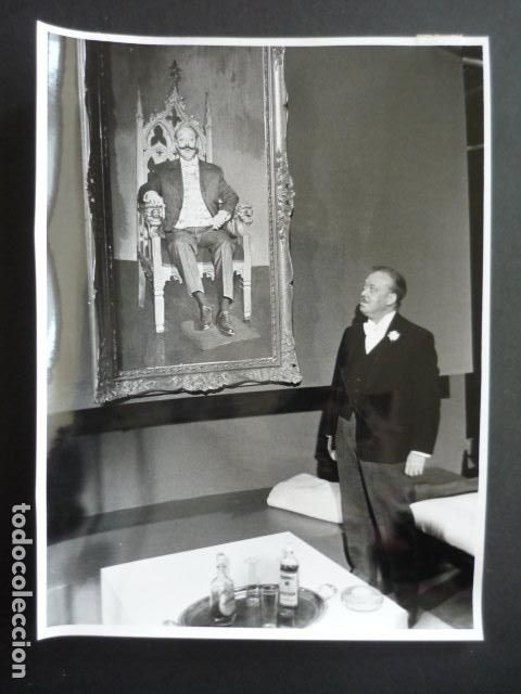 Cine: ESCENA PELICULA EL PADRINA Y SUS AHIJADAS ANTONIO GARISA ACTOR ANTIGUA FOTOGRAFIA 24 X 18 CM