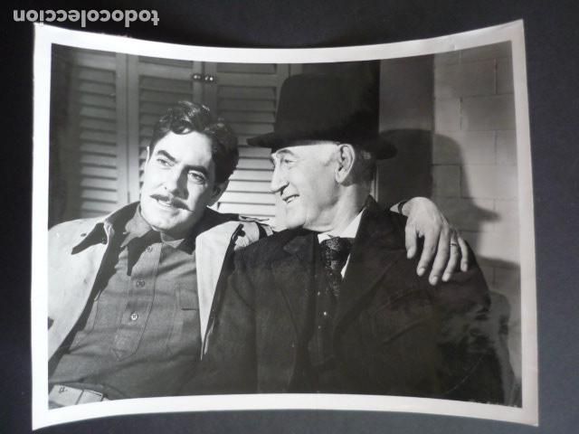 Kino: ESCENA PELICULA CUNA DE HEROES ANTIGUA FOTOGRAFIA 24 X 18 CM