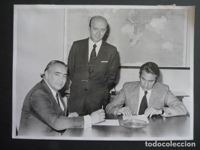 Cine: ANTONIO ISASI Y RAFAEL MATEO TARI ANTIGUA FOTOGRAFIA 20 X 25 CM