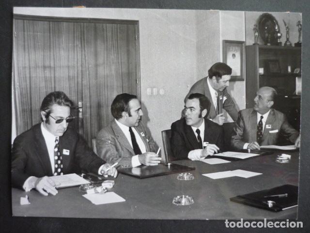 Cine: CONVENIO ENTRE TVE Y CINETEL 1971 ANTIGUA FOTOGRAFIA 12 X 17 CM