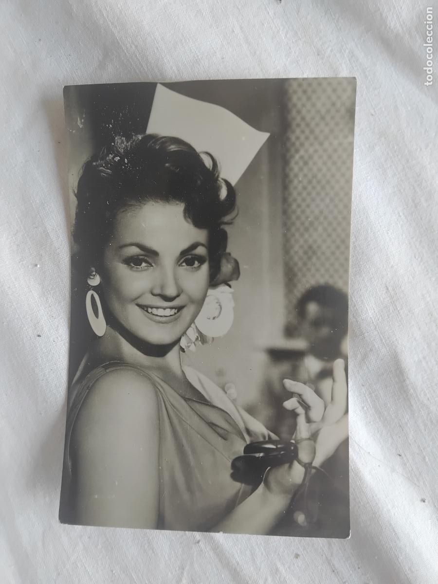 Cine: FOTO POSTAL CARMEN SEVILLA. PAN AMOR Y ANDALUCIA. PUBLICIDAD DE KORES.