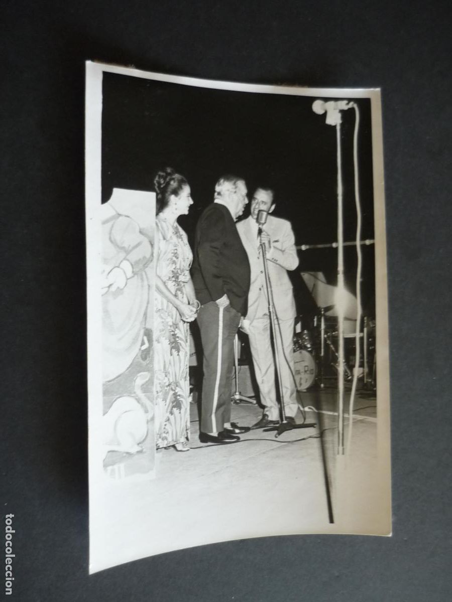 Cine: CONCHITA MONTES CON TONO Y JOAQUIN PRATA HUMORISTAS ACTRIZ ANTIGUA FOTOGRAFIA 12 X 18 CM