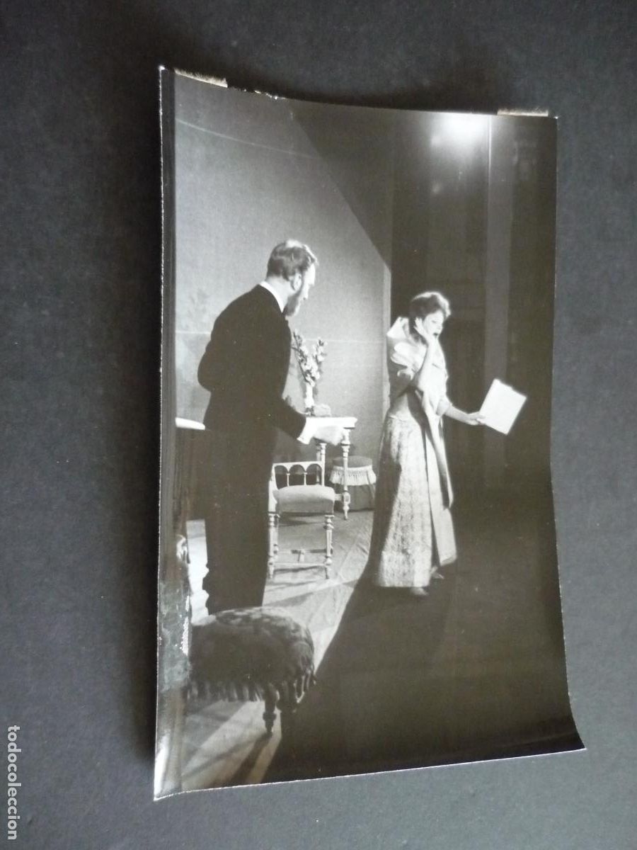 Cine: CONCHITA MONTES ACTRIZ CON FERNANDO FERNAN GOMEZ MI QUERIDO EMBUSTERO ANTIGUA FOTOGRAFIA 12 X 18 CM