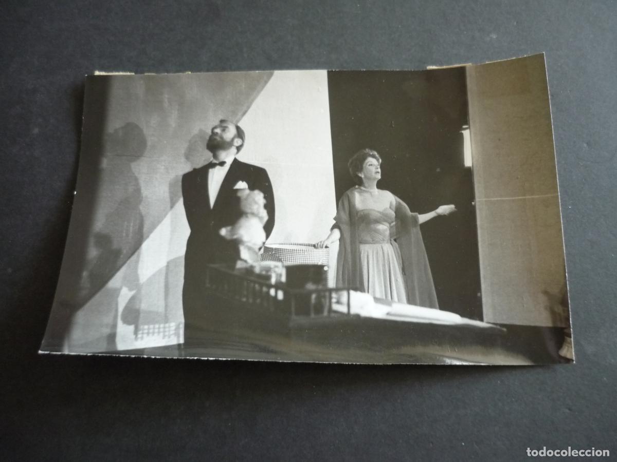 Cine: CONCHITA MONTES ACTRIZ CON FERNANDO FERNAN GOMEZ MI QUERIDO EMBUSTERO ANTIGUA FOTOGRAFIA 12 X 18 CM