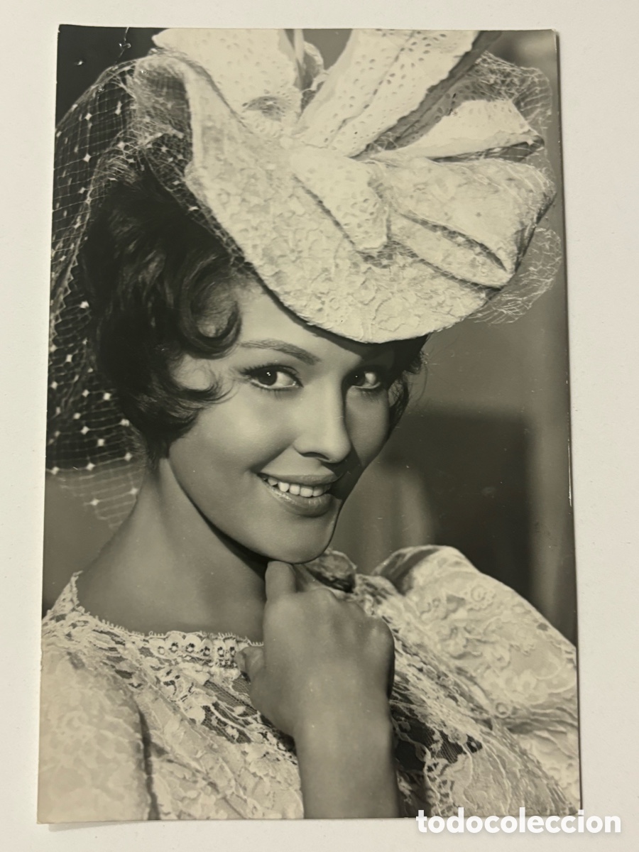 Cine: Foto original de Paquita Rico la viudita naviera M