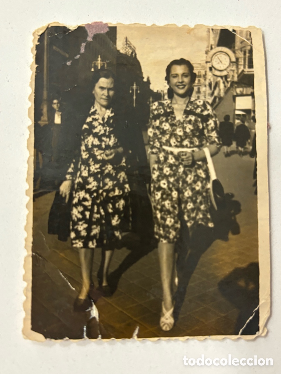 Cine: Foto original y personal de Paquita Rico con su madre M