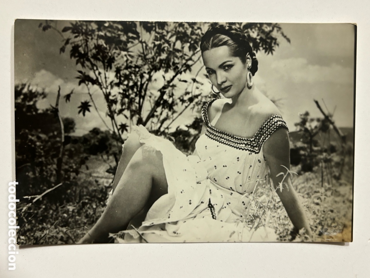 Cine: Antigua tarjeta postal de Sara Montiel M