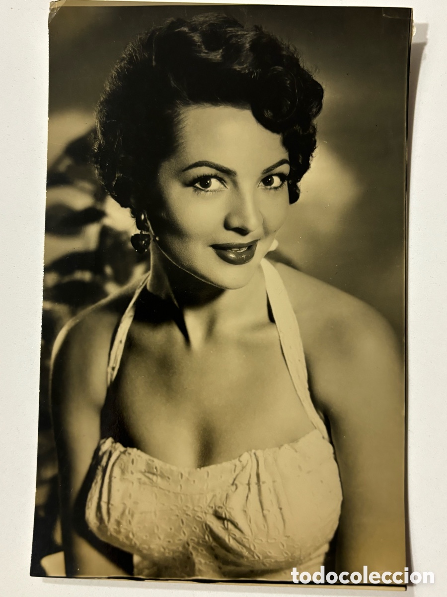 Cine: Antigua tarjeta postal de Sara Montiel M