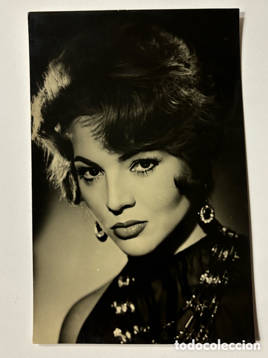 Cine: Antigua tarjeta postal de Sara Montiel M