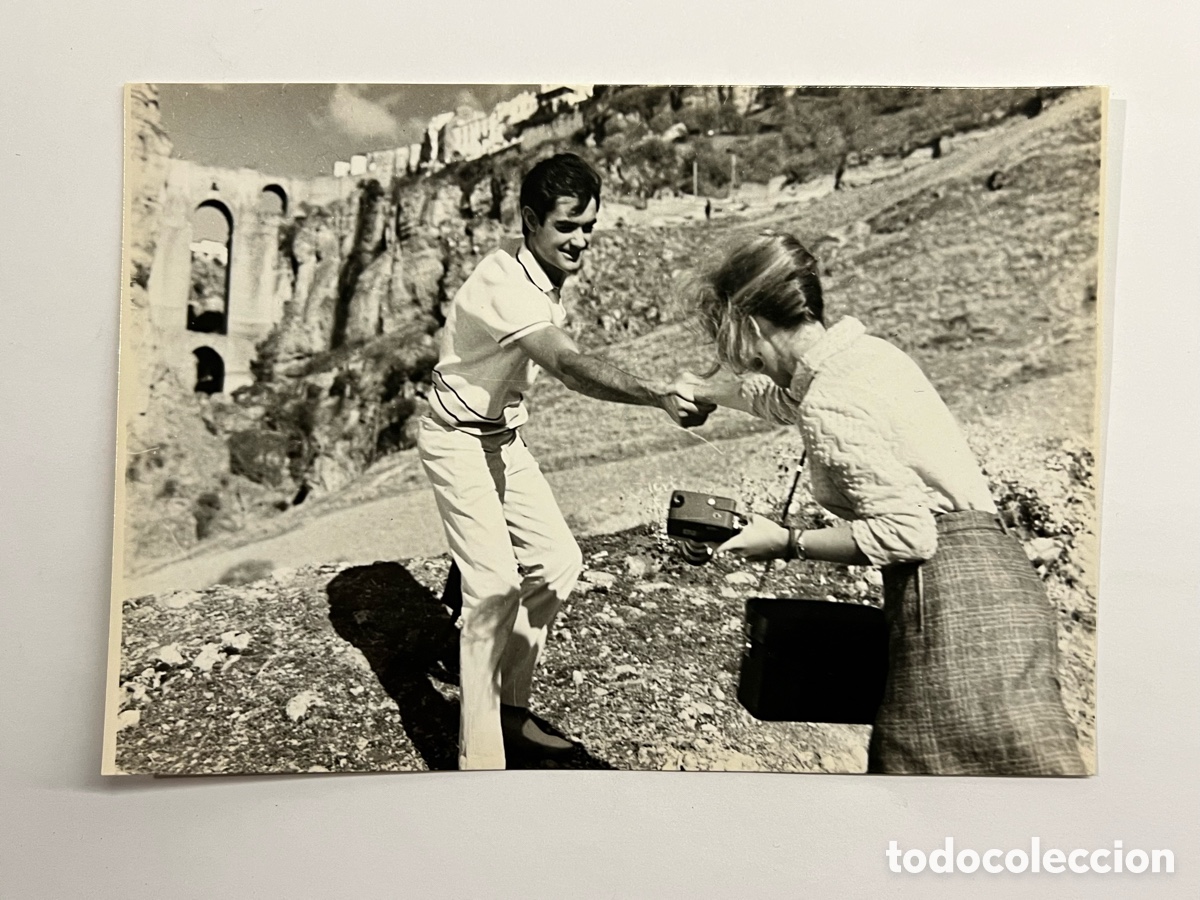 Cine: D&Uacute;O DIN&Aacute;MICO.. Pel&iacute;cula Una chica para dos (a.1966) Fotograf&iacute;a Med&iacute;das: 11,5 x 16,5 cm