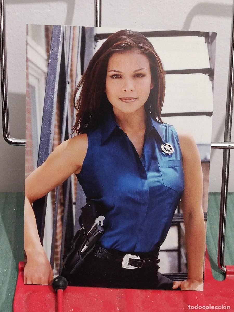 Kino: Nia Peeples . Ficha revista Accion cine