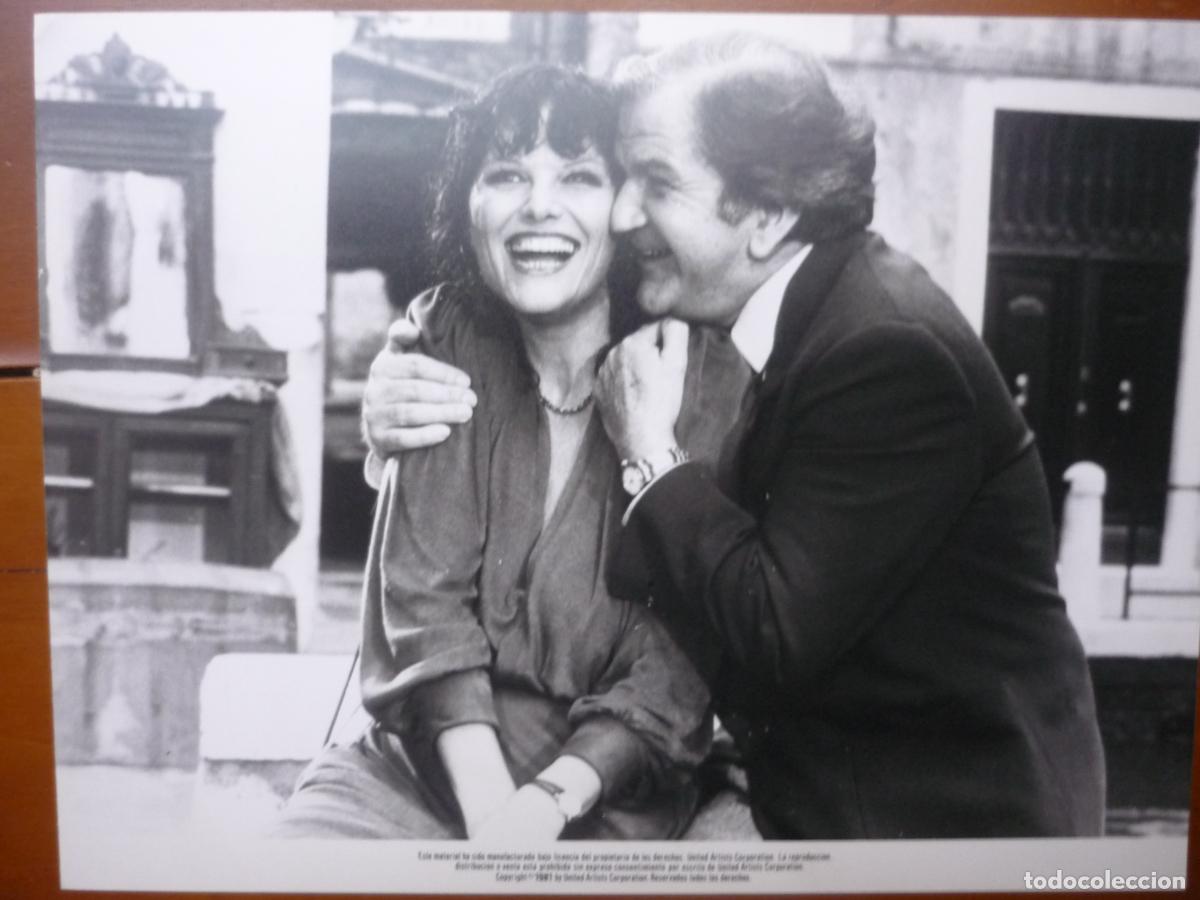 Cine: el regalo le cadeau - foto original b/n - claudia cardinale pierre mondy