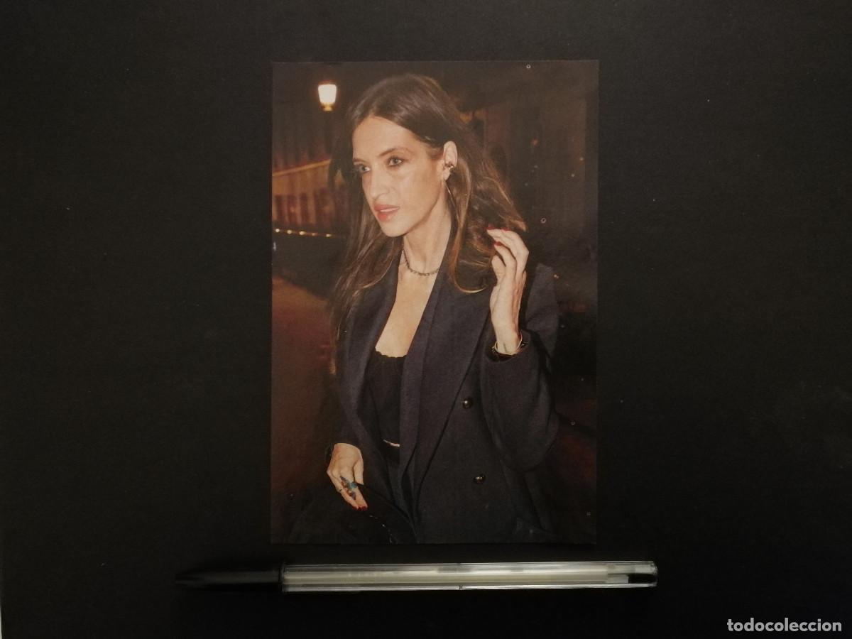 Cine: TARJETA ACARTONADA -10*15- SARA CARBONERO