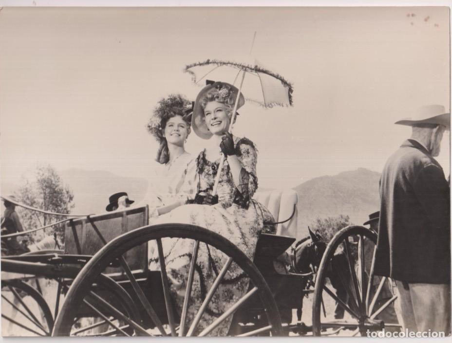 Cinema: Duelo en el Barro. Fotocromo. Fotograf&iacute;a (18x24) de lee Remick. 1959