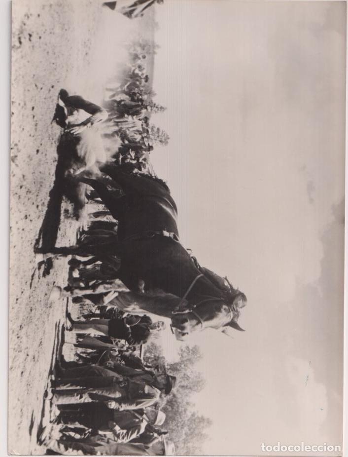 Cine: Duelo en el Barro. Fotocromo. Fotograf&iacute;a (18x24) de Don Murray. 1959. Al dorso tamp&oacute;n Ministerio de