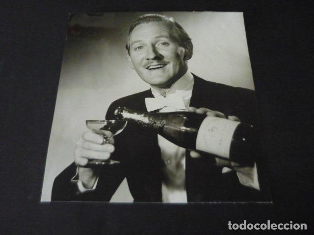 Cine: LESLIE PHILLIPS ACTOR ANTIGUA FOTOGRAFIA 18 X 18 CM