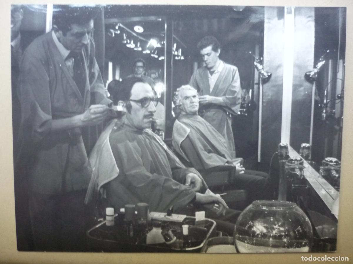 Cine: el periscopio - foto original b/n - jose sazatornil saza escena peluqueria cine espa&ntilde;ol