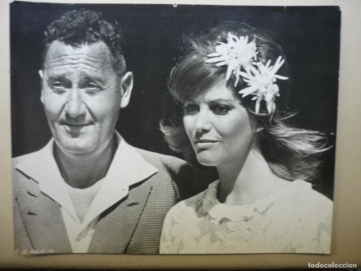 Cine: alberto sordi claudia cardinale - foto original b/n - Bello honesto emigrado a Australia quiere ...