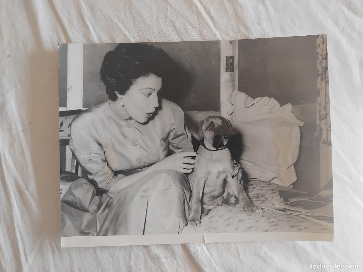 Cine: FOTOGRAFIA DE AVA GARDNER EN ROMA DURANTE EL RODAJE DE LA CONDESA DESCALZA. 24 X 18 CM.