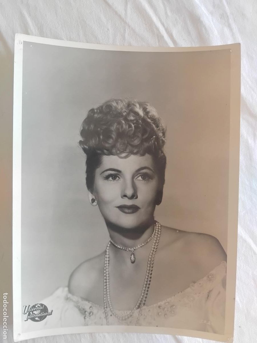 Cine: FOTOGRAFIA JOAN FONTAINE ESTRELLA DE LA UNIVERSAL 18 x 24 cm.