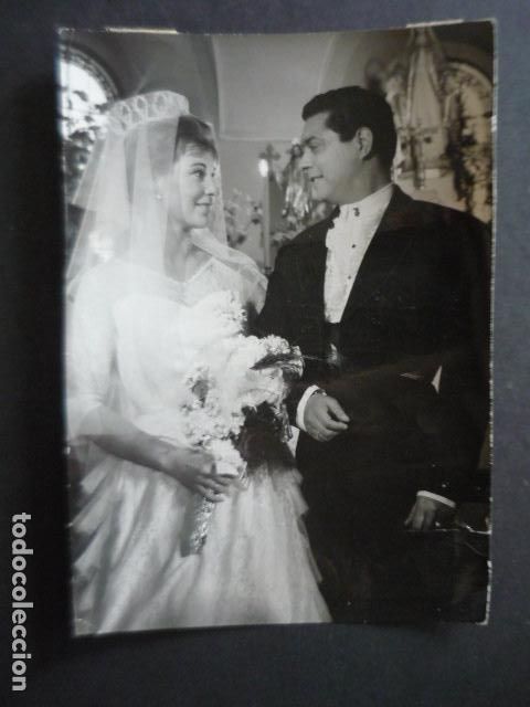 Cine: SUN DE SANDERS ACTRIZ CON RAFAEL FARINA ANTIGUA FOTOGRAFIA 18 X 12 CM