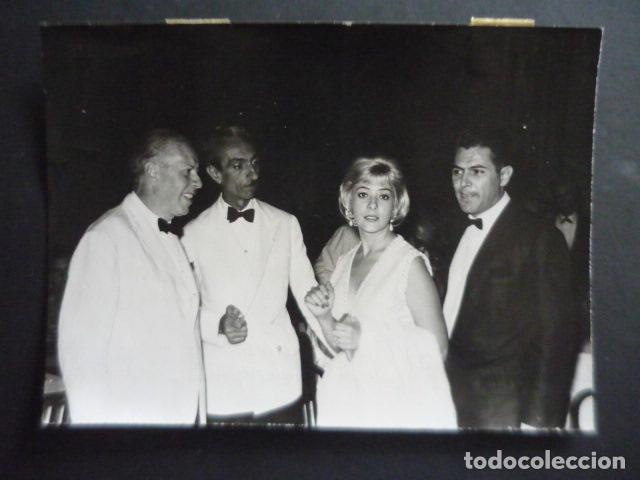 Kino: SILVIA PINAL ACTRIZ CON RENE MUJICA ACTOR ANTIGUA FOTOGRAFIA 12 X 18 CM