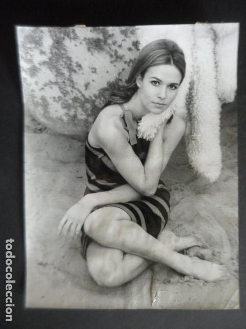Kino: VALERIE LAGRANGE ACTRIZ ANTIGUA FOTOGRAFIA ORIGINAL 17 X 22 CM