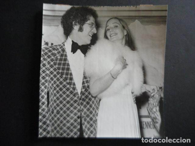 Kino: SALLY KELLERMAN ACTRIZ ANTIGUA FOTOGRAFIA ORIGINAL 17,5 X 18,5 CM