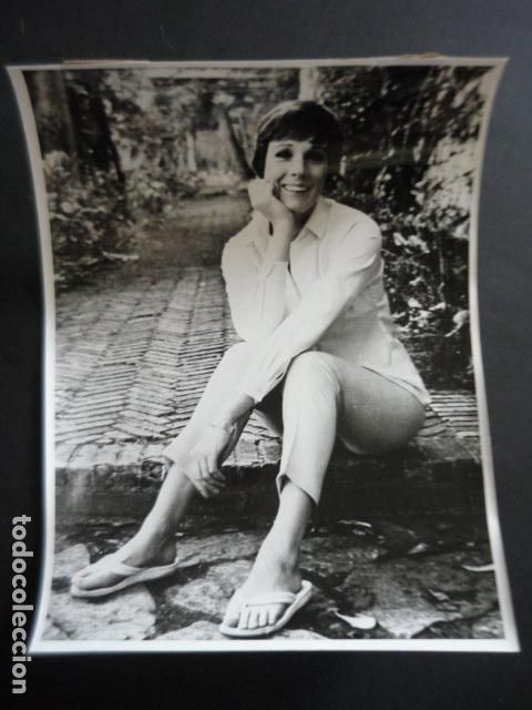 Cine: JULIE ANDREWS ACTRIZ ANTIGUA FOTOGRAFIA ORIGINAL 18 X 24 CM