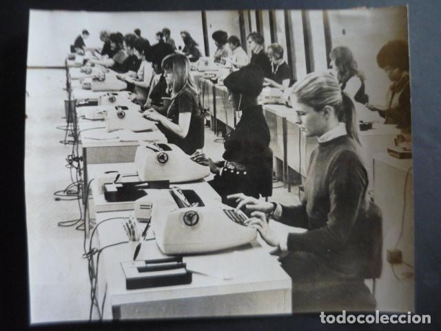 Cine: CANDICE BERGEN ACTRIZ ANTIGUA FOTOGRAFIA ORIGINAL 27 X 21.5 CM