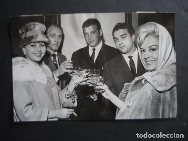 Cine: MARUJITA DIAZ ACTRIZ CON ALFREDO DI STEFANO FUTBOLISTA ANTIGUA FOTOGRAFIA ORIGINAL 18 X 12 CM