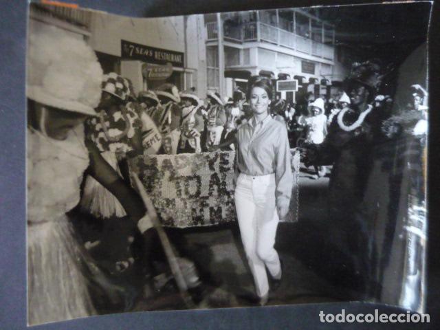 Cine: CLAUDINE AUGER ACTRIZ PELICULA OPERACION TRUENO ANTIGUA FOTOGRAFIA ORIGINAL 24 X 18 CM