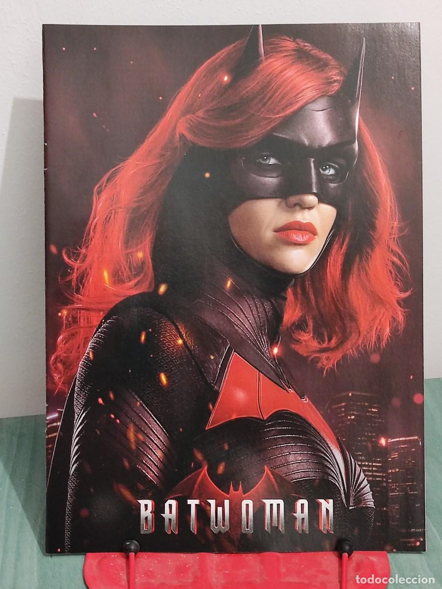 Cine: Batwoman . Ficha A4 revista Accion cine