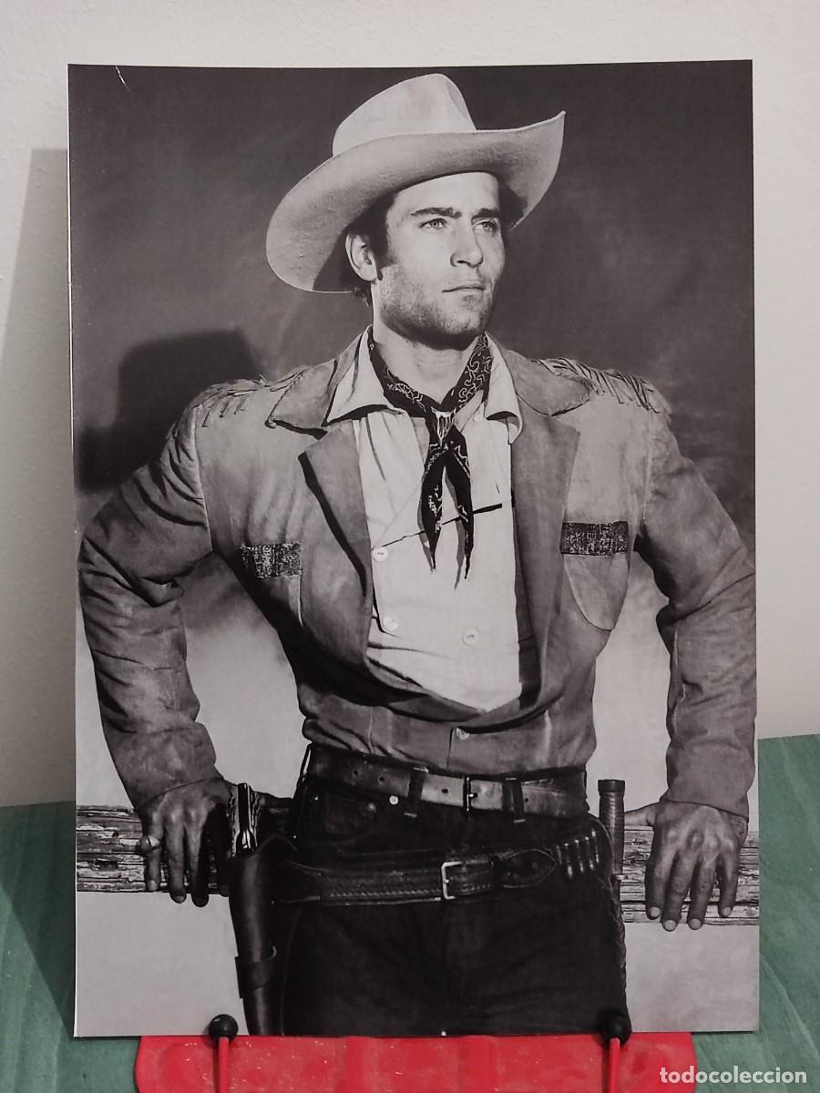 Kino: Clint Walker . Ficha A4 revista Accion cine