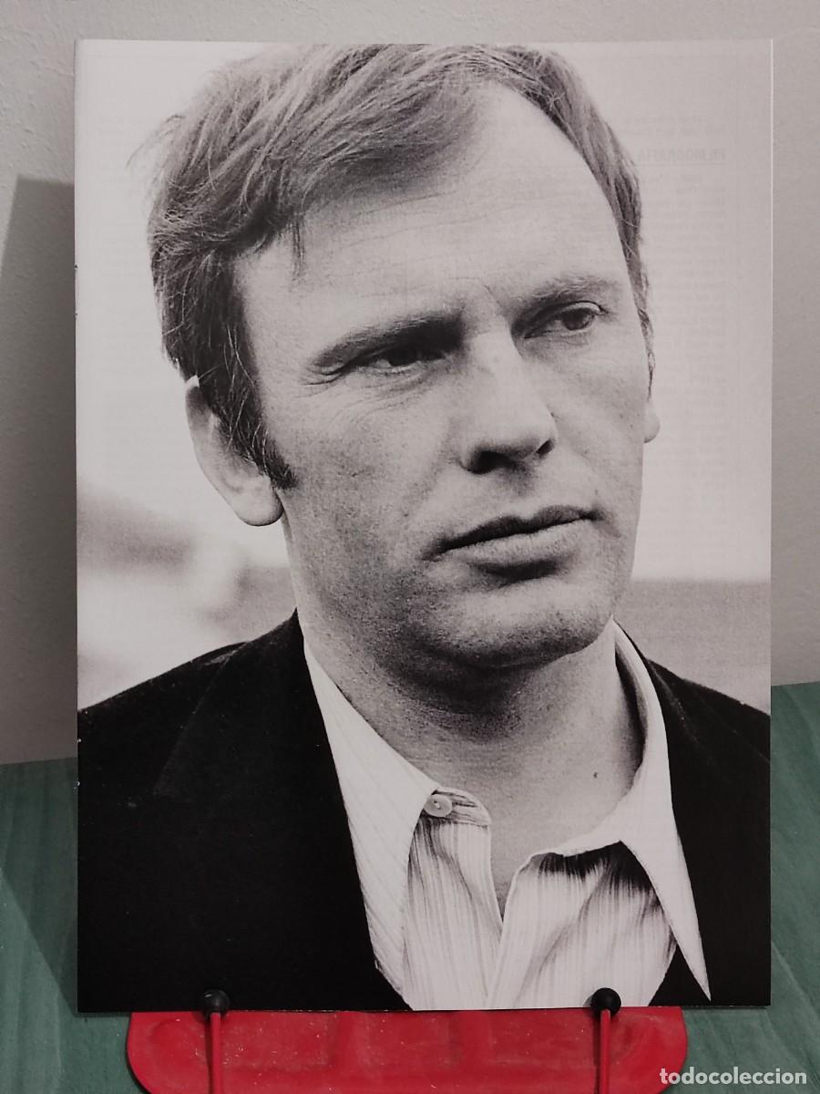 Cine: Jean-Louis Trintignant . Ficha A4 revista Accion cine