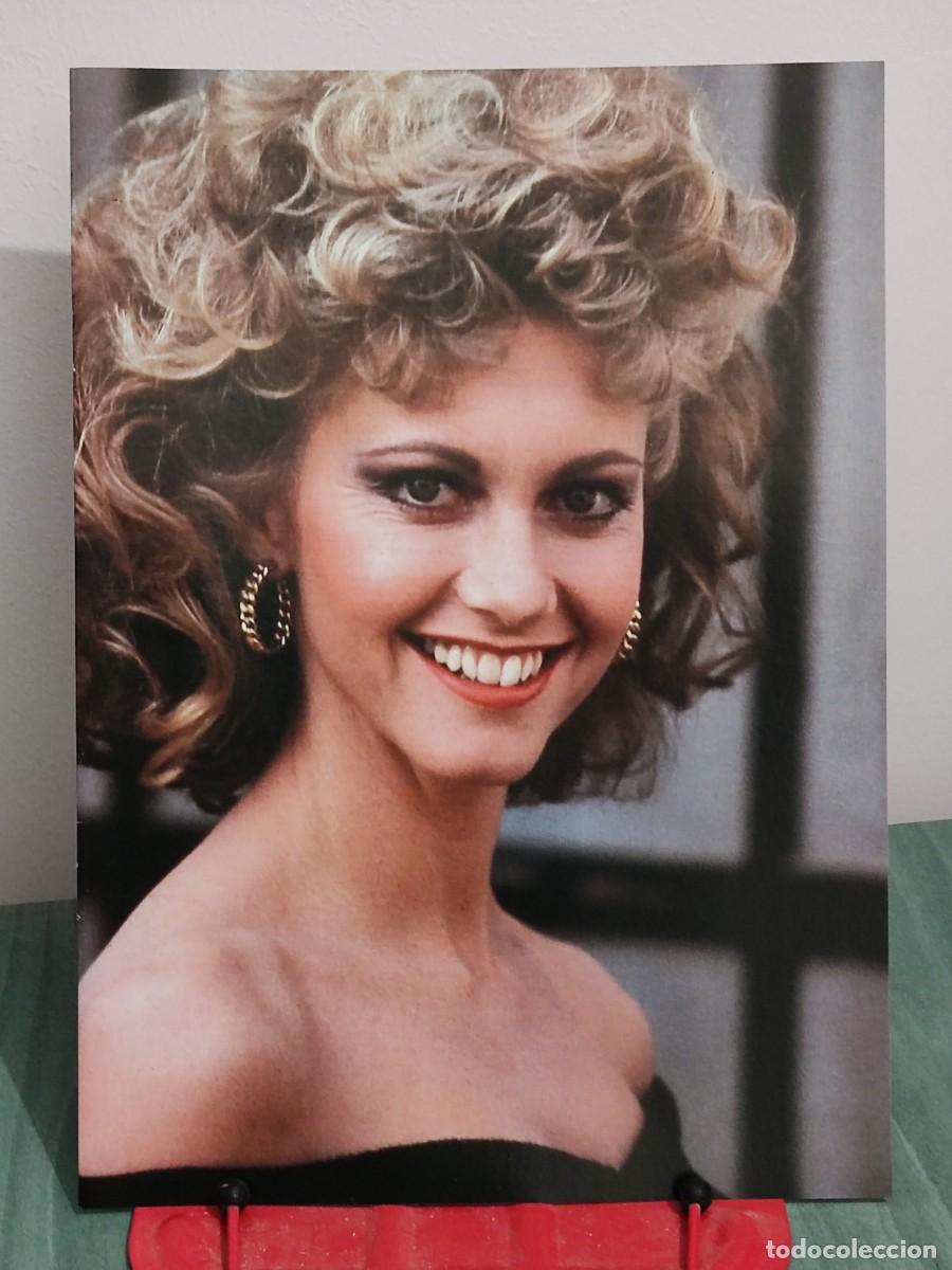 Cine: Olivia Newton John . Ficha A4 revista Accion cine